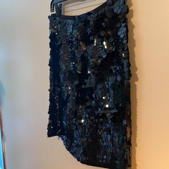 Bloomingdale's Women's Sequined Fully Lined Side Zip A-Line Black Size 4 - Picture 2 of 11